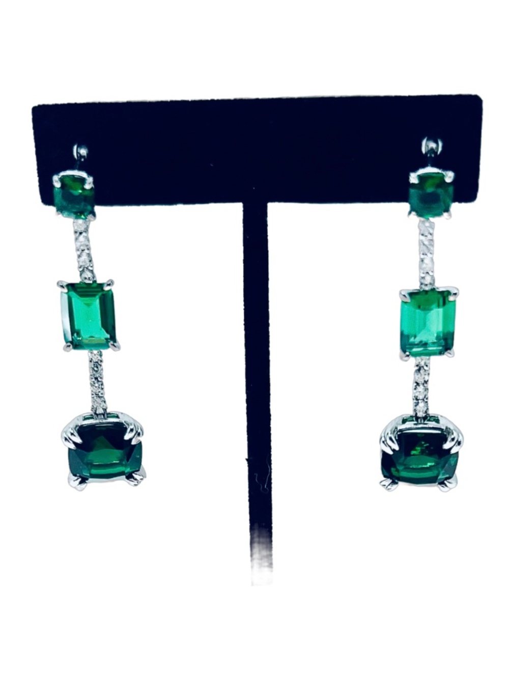 Dangle Earrings in Silver Tone with Green Rhinestones - Picture 6 of 6